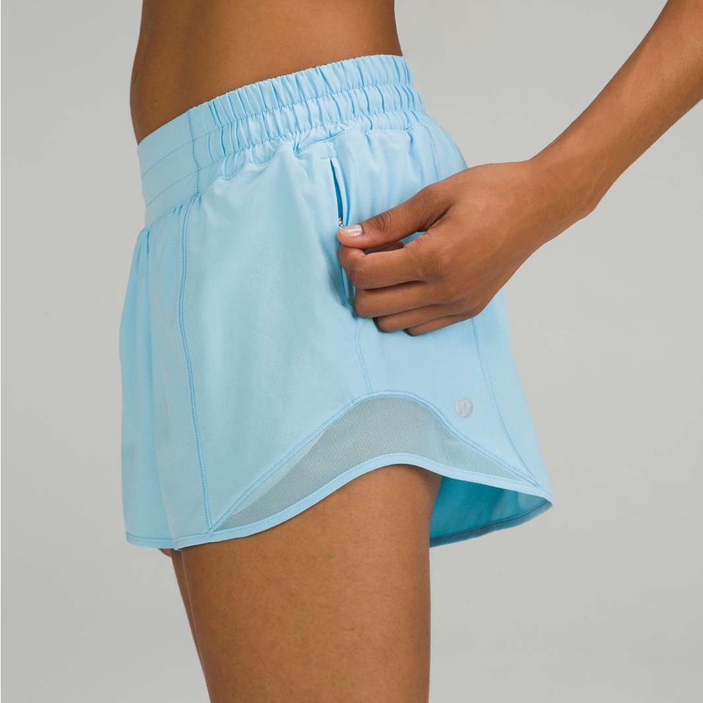 Lululemon Hotty Hot Short 4” Cool Blue Sz 6